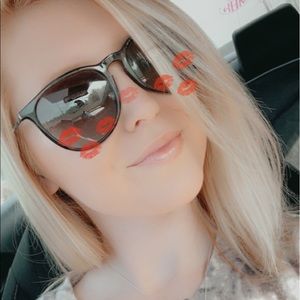 Meet your Posher, Kaitlyn